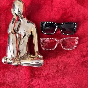 Source Unknown Black and Pink Studded Sunglasses